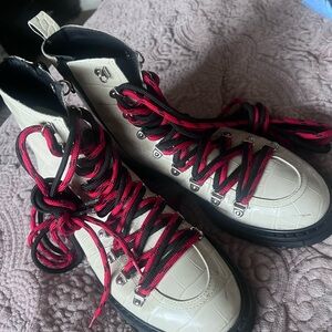 Polly plume lace up made in Italy Women Boots in White with Red and Black Laces